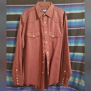 Wrangler snap shirt